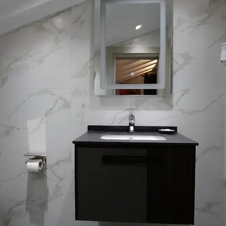 Muslli Hotel Korce