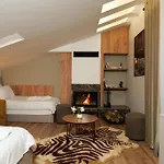 Muslli Hotell Korça